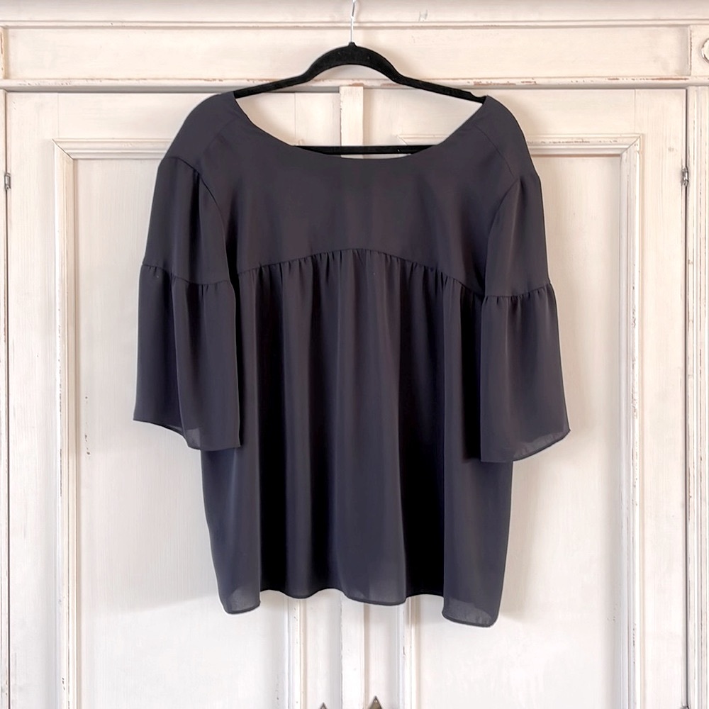 Ann Taylor XL black tie back blouse